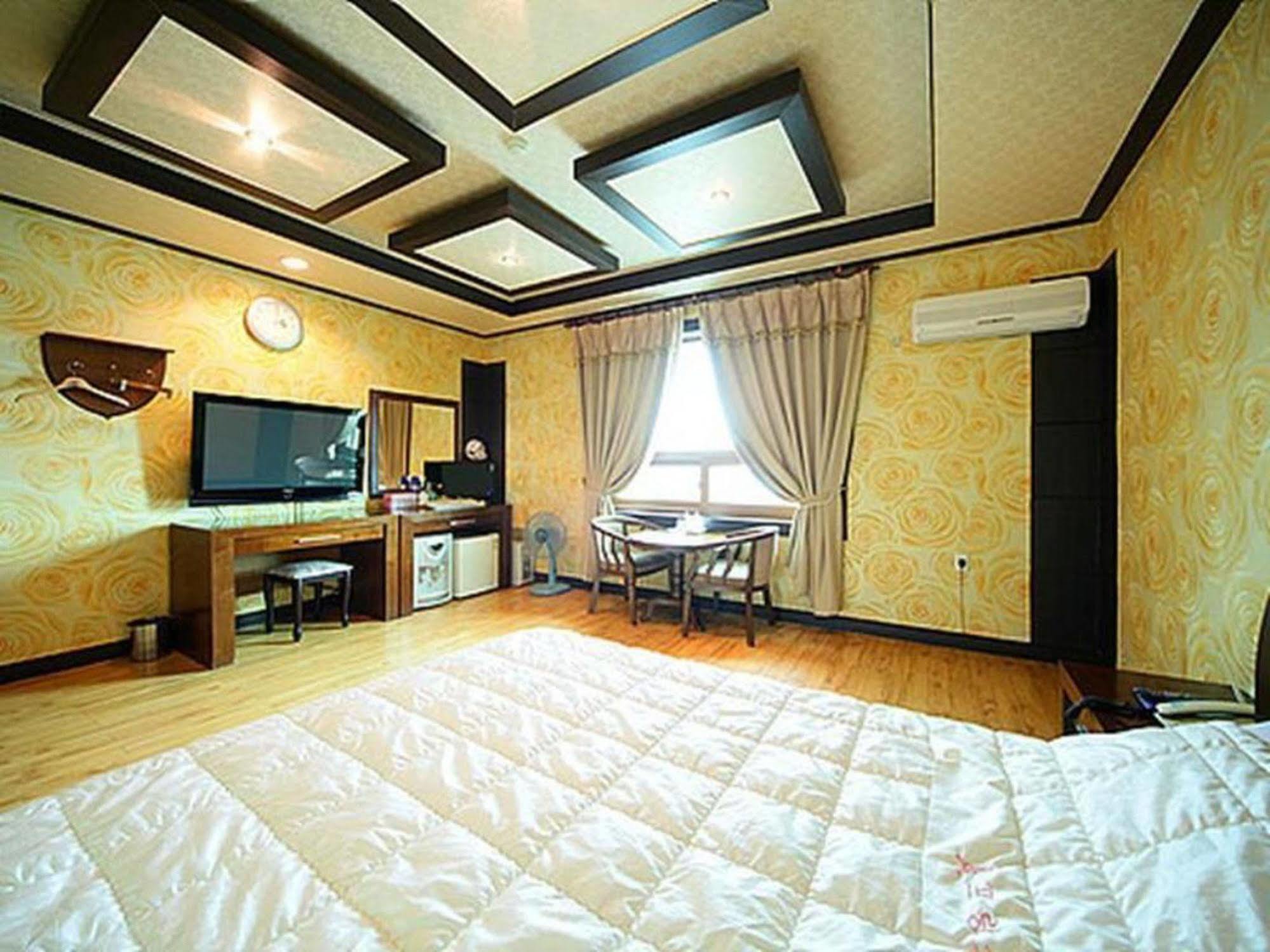 יאוסו Am Ort Hotel מראה חיצוני תמונה