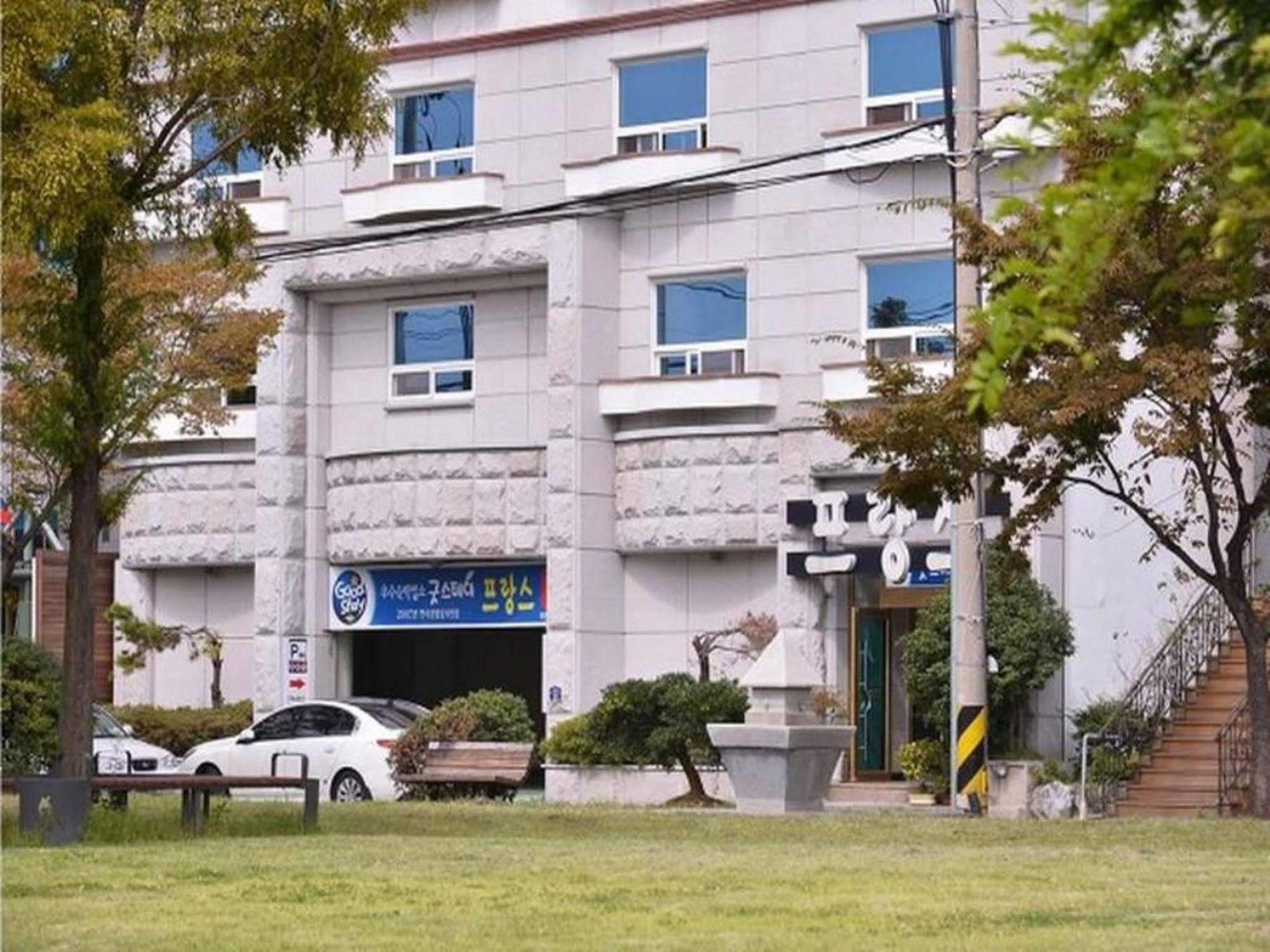 יאוסו Am Ort Hotel מראה חיצוני תמונה