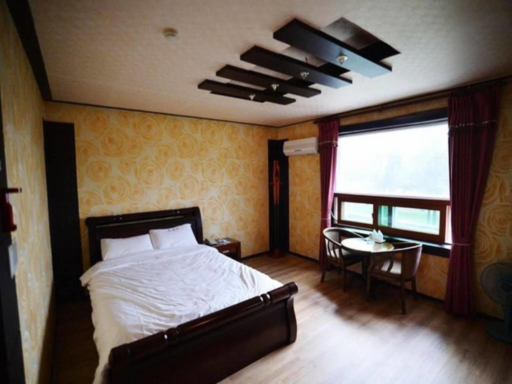 יאוסו Am Ort Hotel מראה חיצוני תמונה